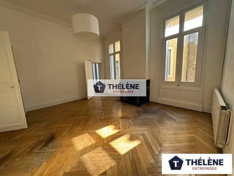 Office in Montpellier to rent - Interior Photo - Image 2 of 7