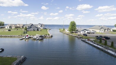 303 Barrett Ln, Bridgeport, NY for sale Building Photo- Image 1 of 19