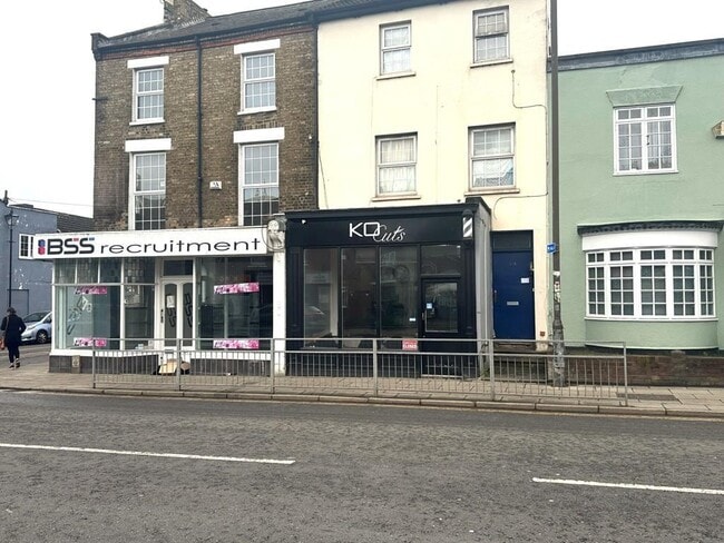 More details for 72 Tavistock St, Bedford - Retail to Rent