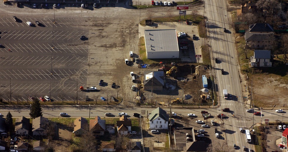 3839 E Washington St, Indianapolis, IN for sale - Primary Photo - Image 1 of 1