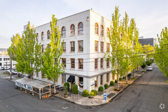 537 SE Ash St, Portland, OR for rent Building Photo- Image 1 of 6