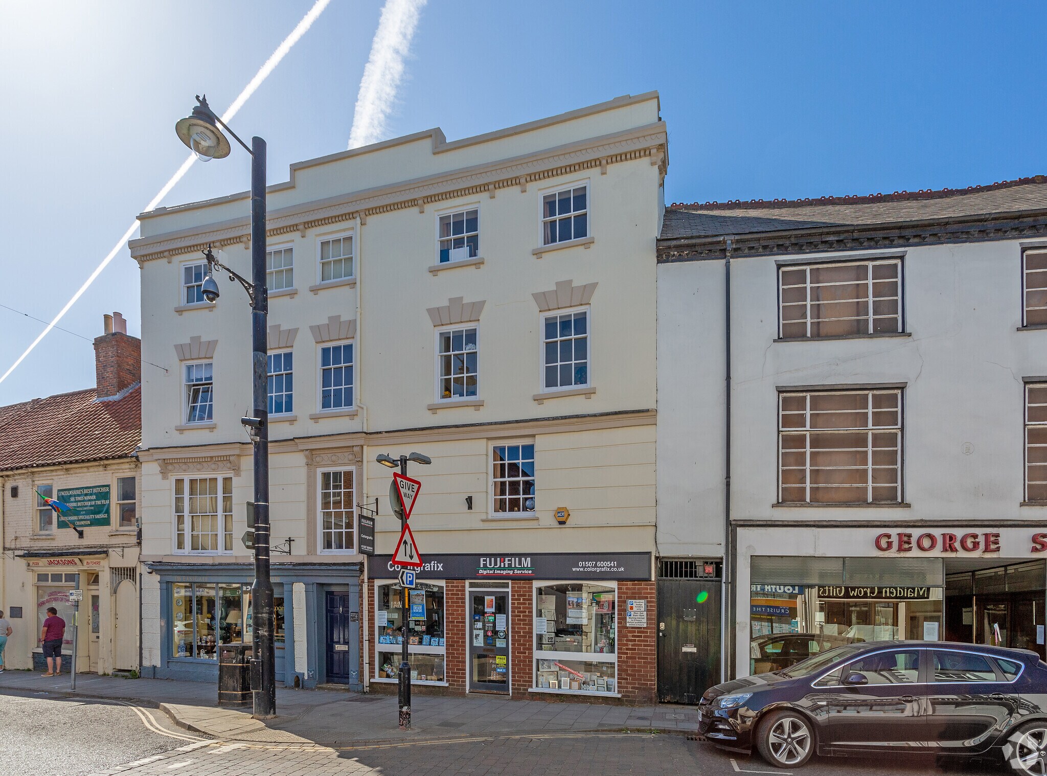 114 Eastgate, Louth for sale Building Photo- Image 1 of 1