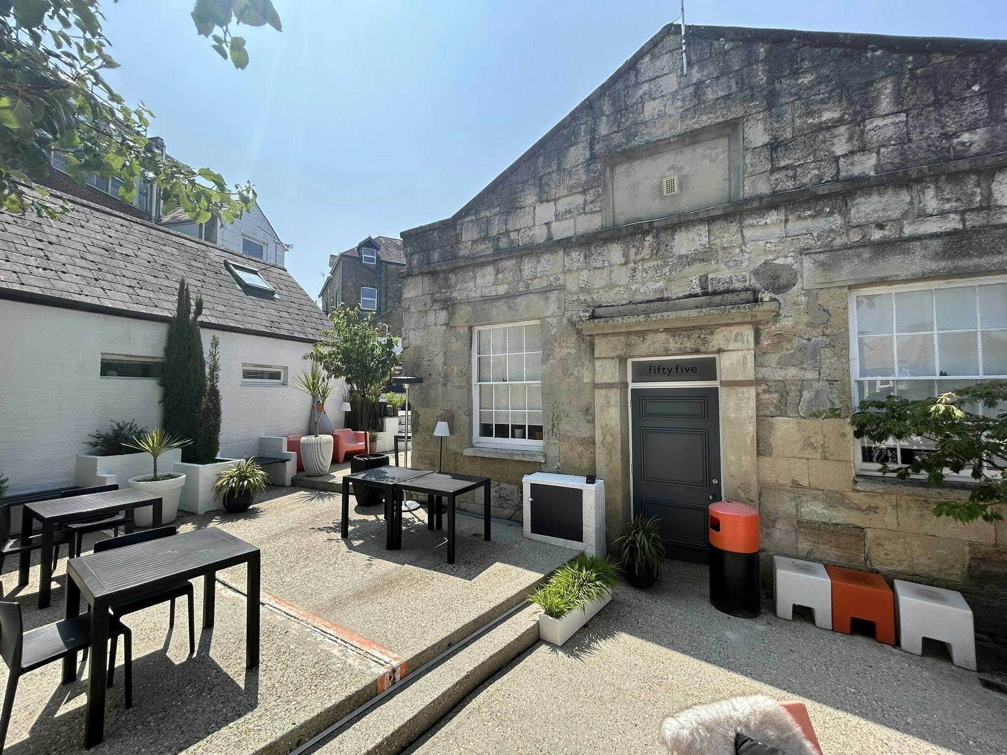 55 Cross St, Cowes for sale Building Photo- Image 1 of 13