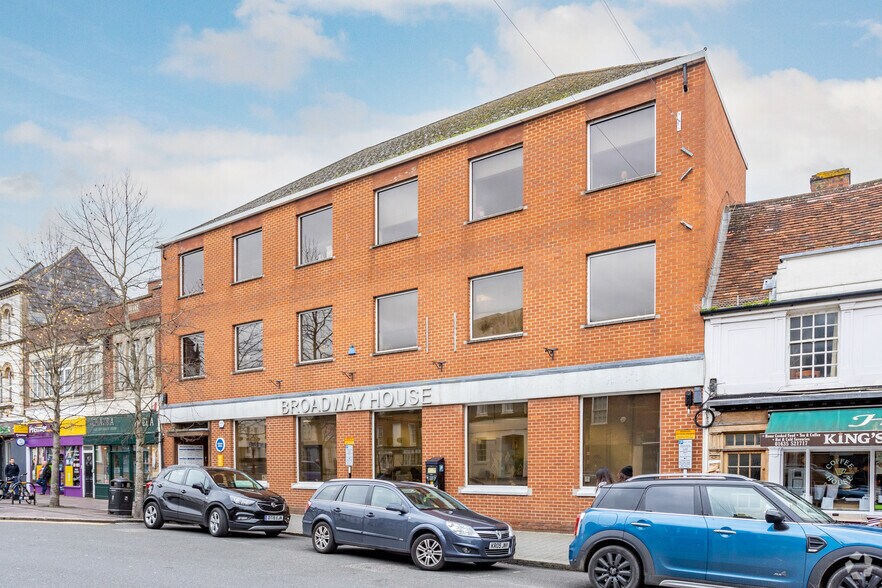 4-8 The Broadway, Newbury for sale - Primary Photo - Image 1 of 1