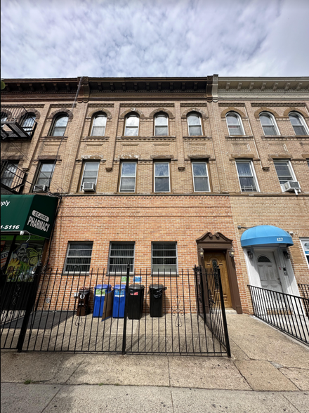 125 Saint Nicholas Ave, Brooklyn, NY for rent - Building Photo - Image 3 of 10