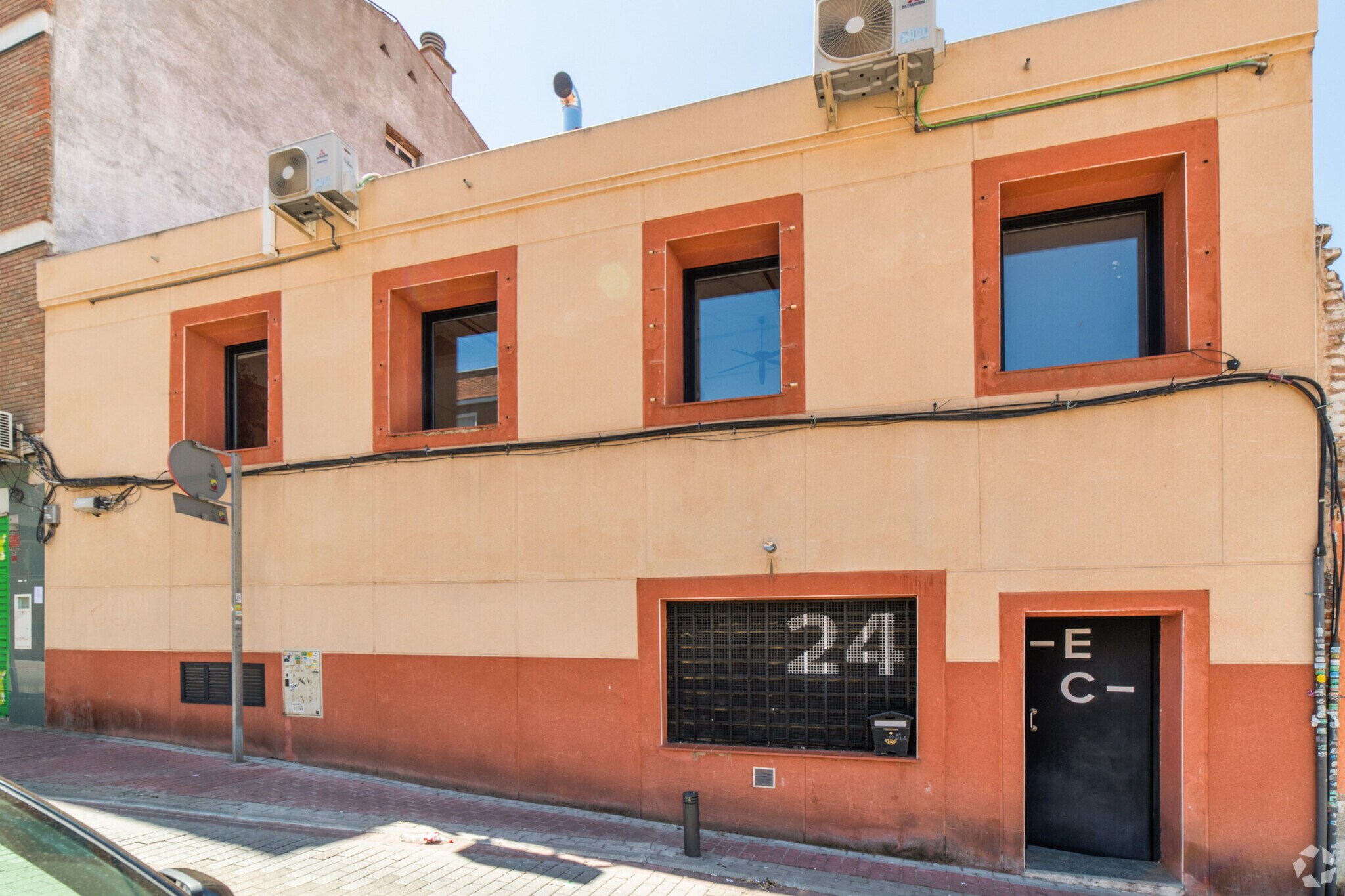 Calle del Monte Olivetti, 27, Madrid, Madrid to rent Building Photo- Image 1 of 6