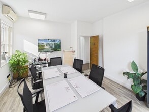 42 Lytton Rd, Barnet to rent Interior Photo- Image 2 of 11
