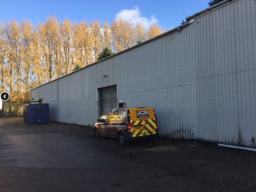 5 Hall Farm Close, Hixon for sale Building Photo- Image 1 of 1