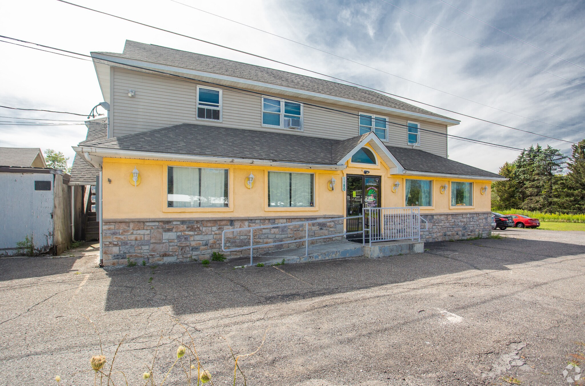 1182 Pocono Blvd, Mount Pocono, PA for sale Primary Photo- Image 1 of 1