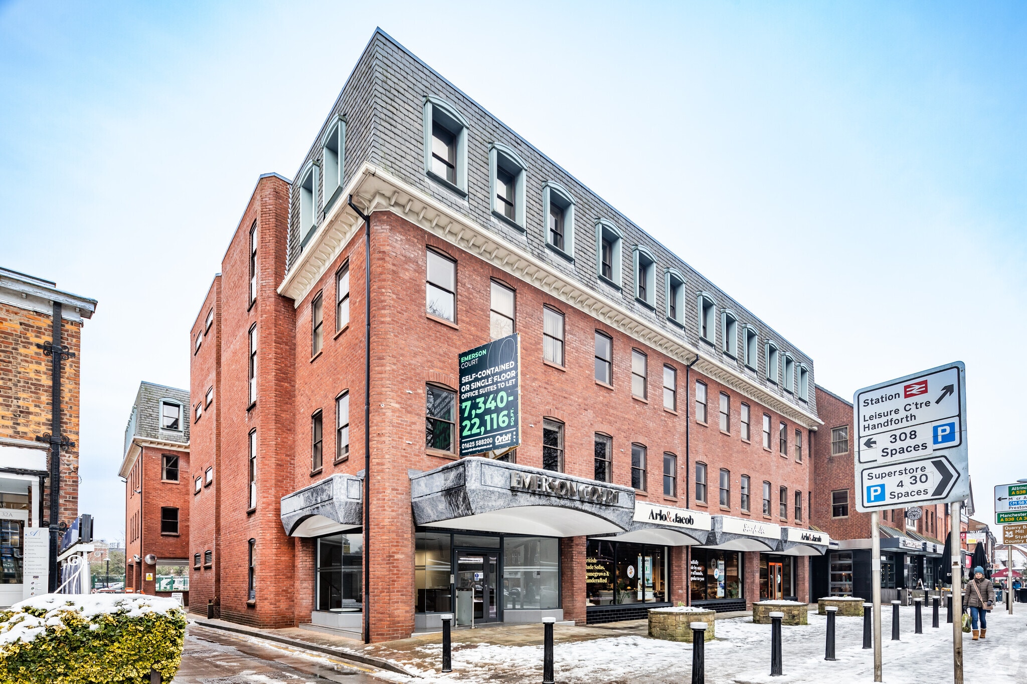 30 Alderley Road, Wilmslow to rent Building Photo- Image 1 of 15