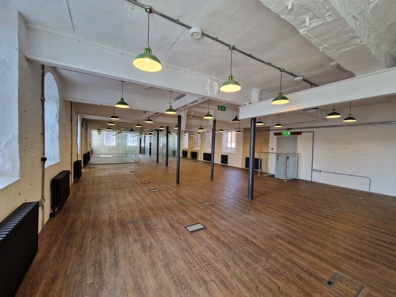 Haslams Ln, Derby to rent - Building Photo - Image 3 of 38