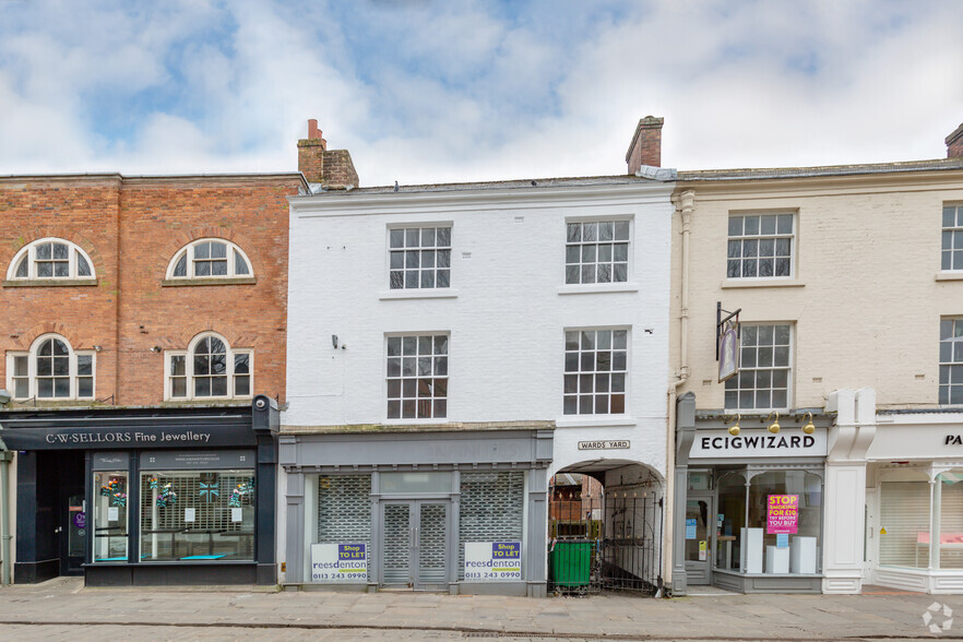 3 Low Pavement, Chesterfield for sale - Primary Photo - Image 1 of 1