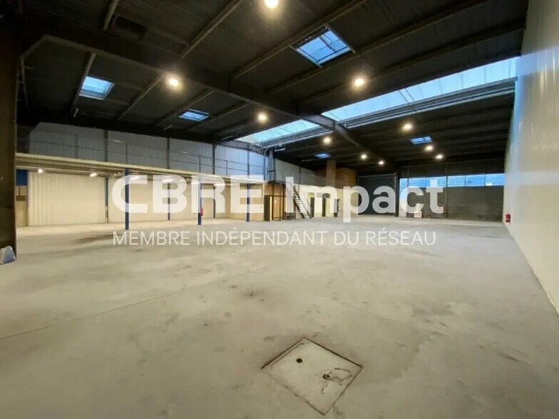 Light Industrial in Dijon to rent - Building Photo - Image 2 of 8