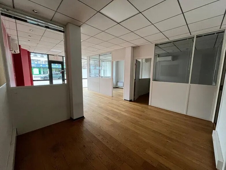 Office in Lyon to rent - Interior Photo - Image 3 of 10