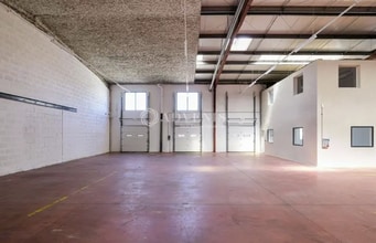 Industrial in Corbas to rent Interior Photo- Image 2 of 6