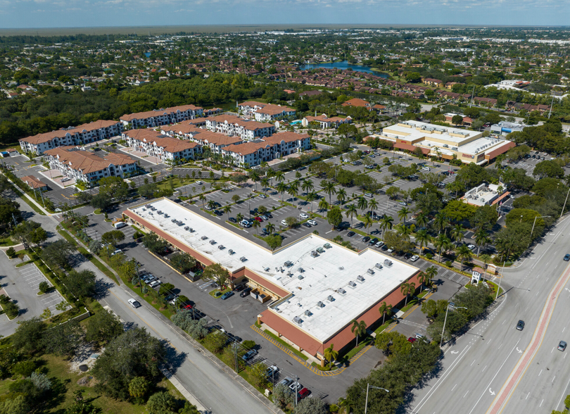 4117-4385 N Pine Island Rd, Sunrise, FL for rent - Building Photo - Image 3 of 4