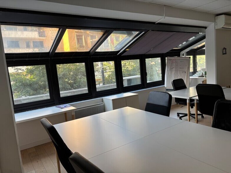 Office in Villeurbanne to rent - Interior Photo - Image 3 of 13