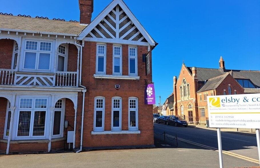 1 Brookfield Rd, Rushden for sale - Building Photo - Image 3 of 3