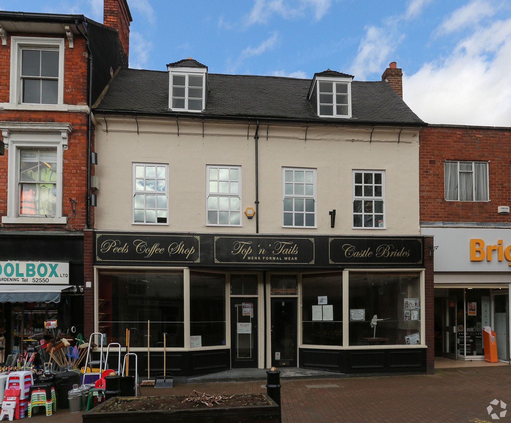 12-13 Market St, Tamworth for sale Primary Photo- Image 1 of 1