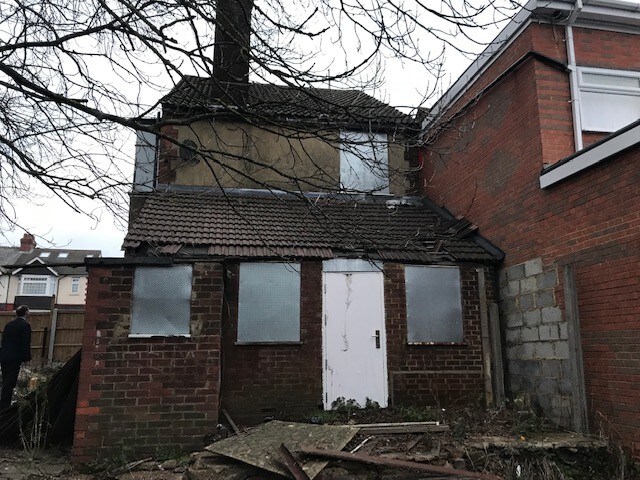 383 Dunstable Rd, Luton for sale Primary Photo- Image 1 of 1