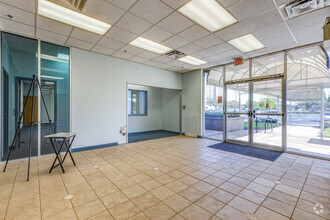 6021 S Rio Grande Ave, Orlando, FL for rent Lobby- Image 1 of 12