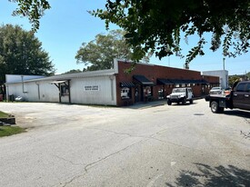 140 City Hall Ave, Bowdon GA - Commercial Property