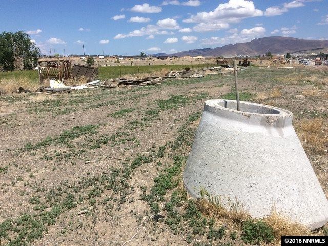 1075 Browne Ln, Fernley, NV for sale - Primary Photo - Image 1 of 2