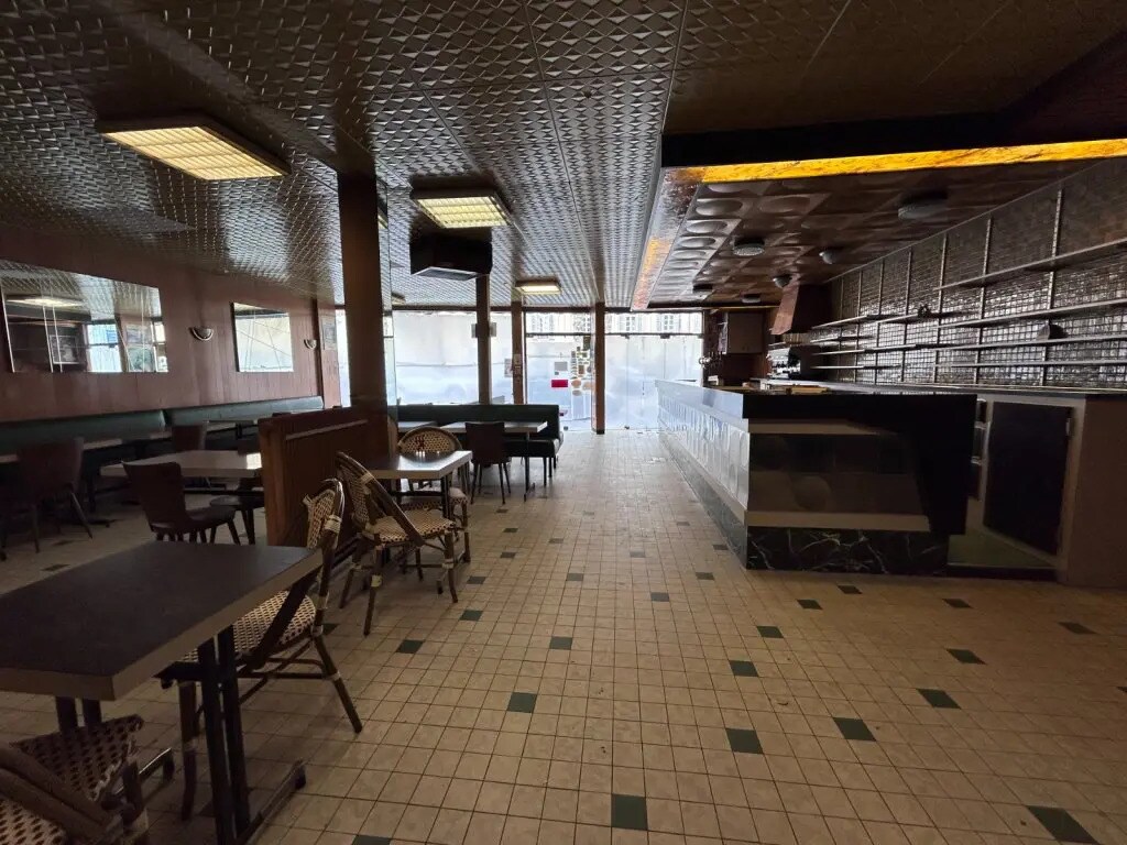 Retail in Chalon-sur-Saône for sale Building Photo- Image 1 of 8