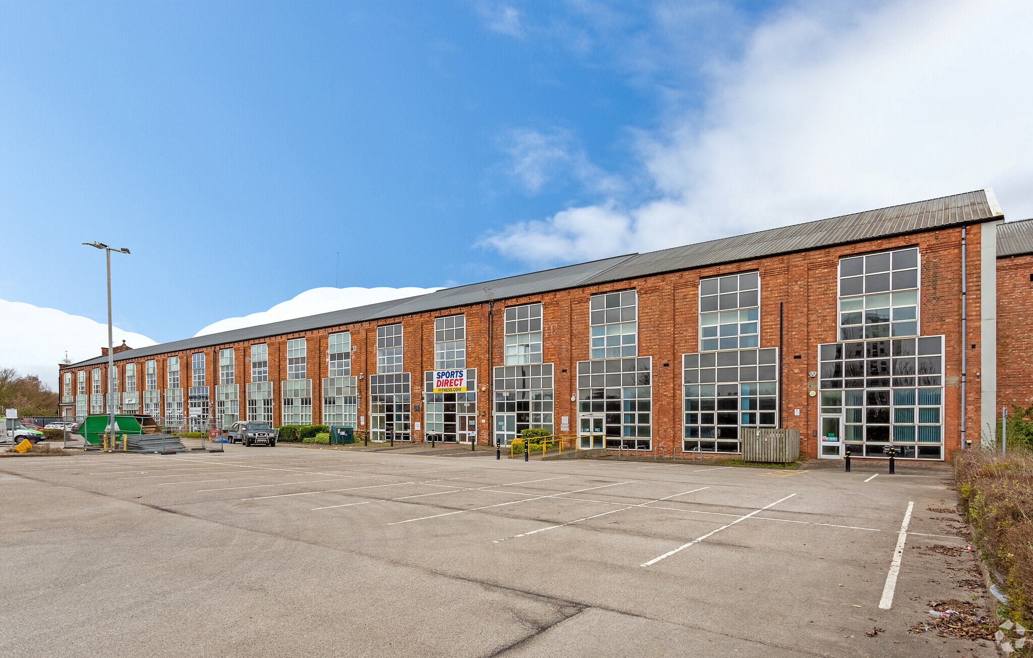 Waterside S, Lincoln to rent Primary Photo- Image 1 of 10