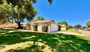 38605 25th St E, Palmdale, CA for sale Primary Photo- Image 1 of 19