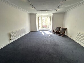33 Swan Rd, Harrogate to rent Interior Photo- Image 2 of 8