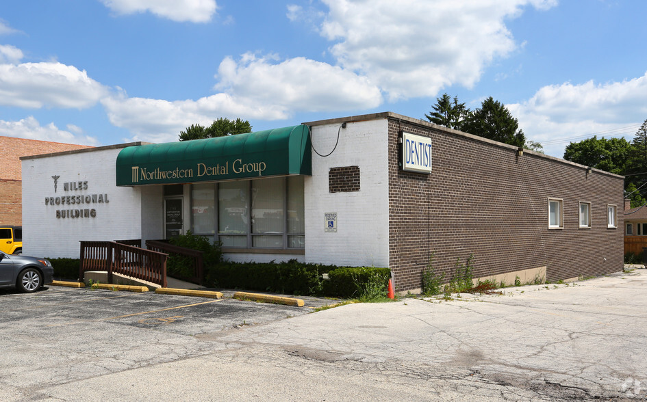 7745 N Milwaukee, Niles, IL for sale - Primary Photo - Image 1 of 4