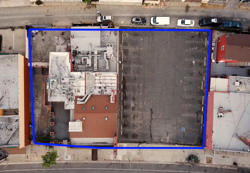 4225 Crenshaw Blvd, Los Angeles, CA for rent - Aerial - Image 3 of 79