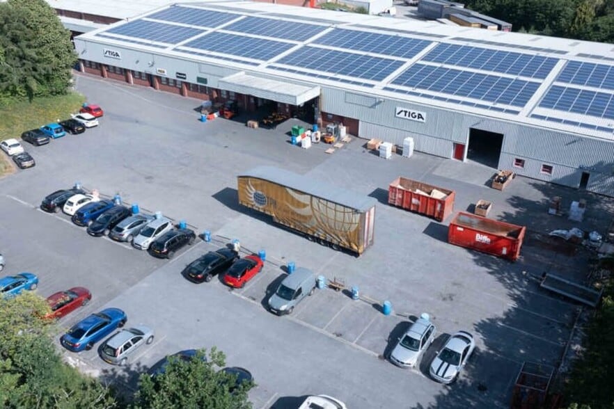 Bell Close, Plymouth to rent - Building Photo - Image 3 of 6