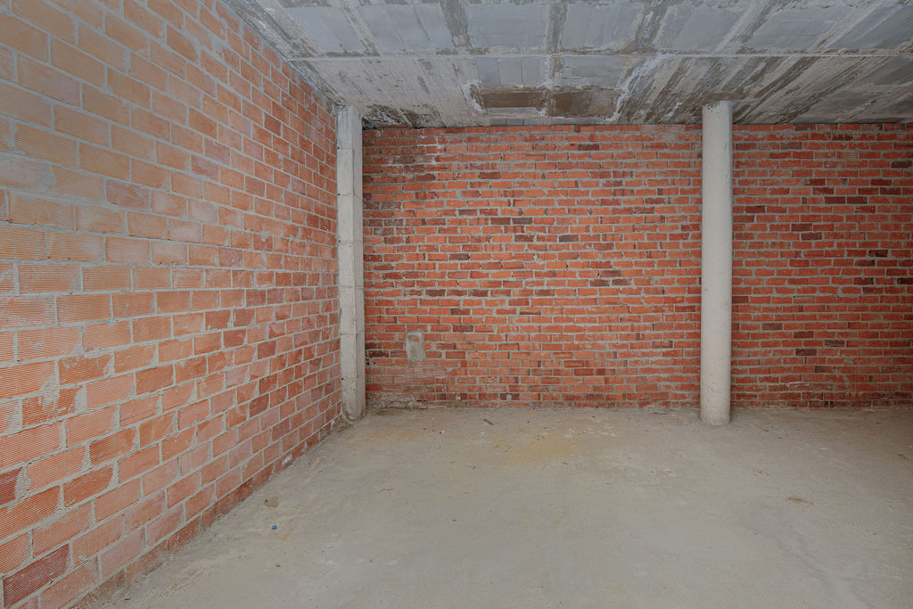Girona, GER 17007 - Unit 01 -  - Interior Photo - Image 2 of 7