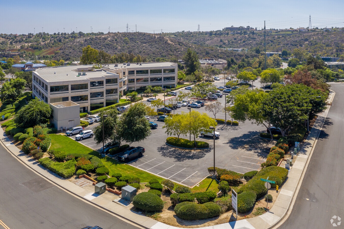 5857-owens-ave-carlsbad-92008-palomar-heights-corporate-center