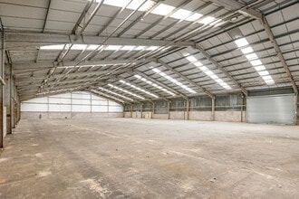 33 Inchmuir Rd, Bathgate to rent Building Photo- Image 1 of 3