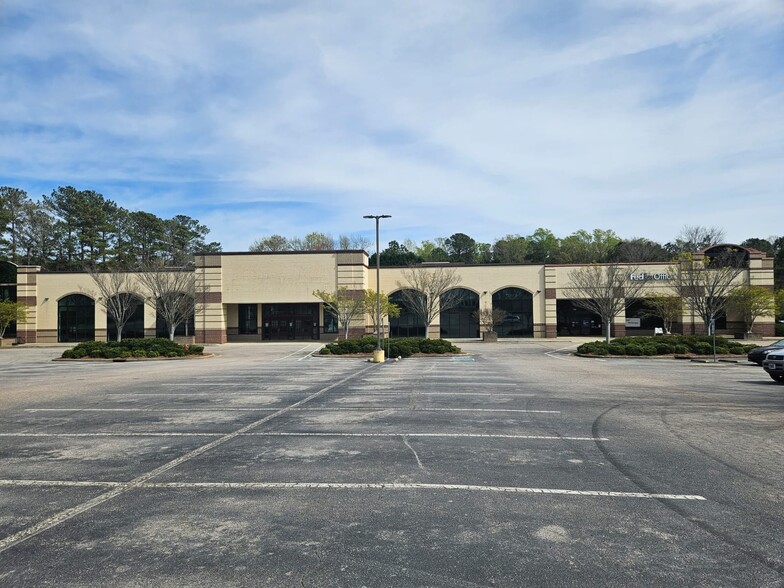 760 SE Maynard Rd, Cary, NC for rent - Building Photo - Image 3 of 11