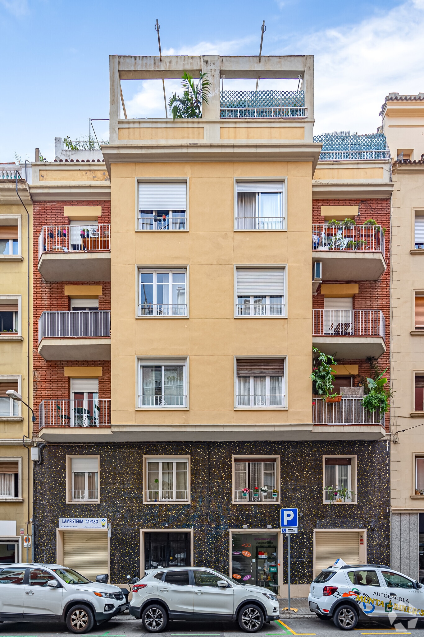 Office / Retail in Barcelona, Barcelona to rent Primary Photo- Image 1 of 3