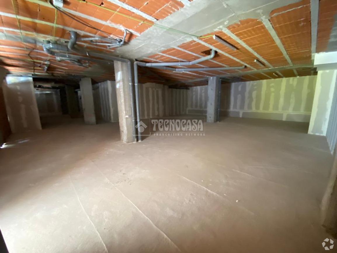 Retail in Seseña, Toledo to rent Interior Photo- Image 1 of 2