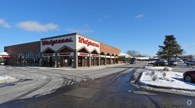 1800-1864 Belvidere Rd, Grayslake, IL for rent Primary Photo- Image 1 of 6