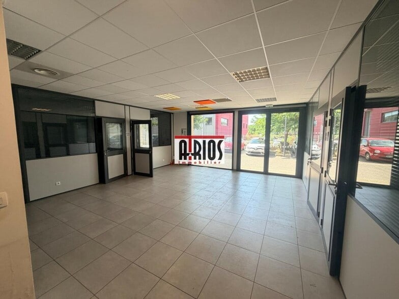 Office in La Seyne-sur-Mer for sale - Interior Photo - Image 2 of 10