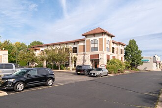 1131 Main St, Onalaska, WI for rent Building Photo- Image 1 of 13