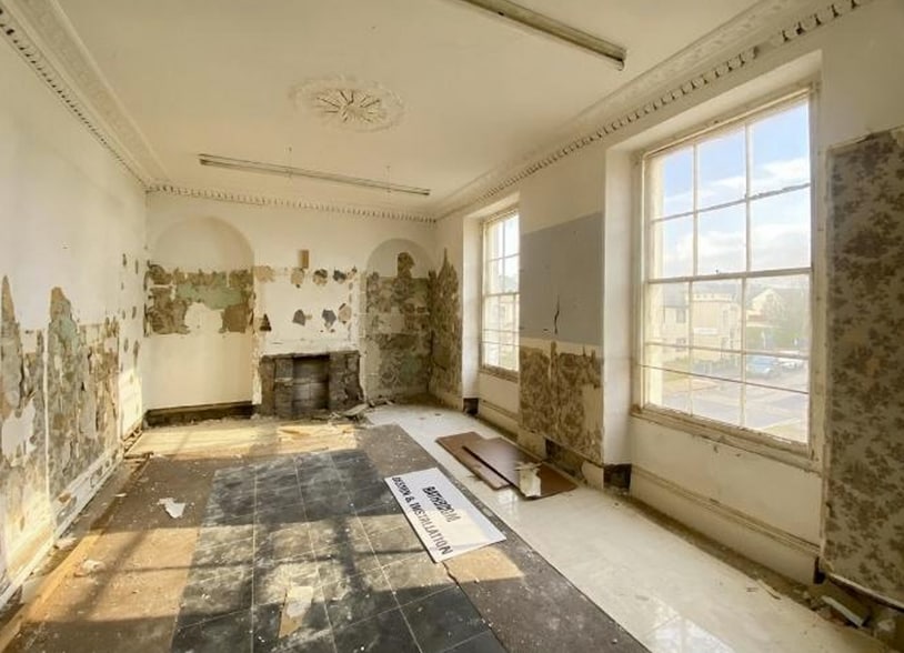 113 Boutport st, Barnstaple for sale - Interior Photo - Image 3 of 9