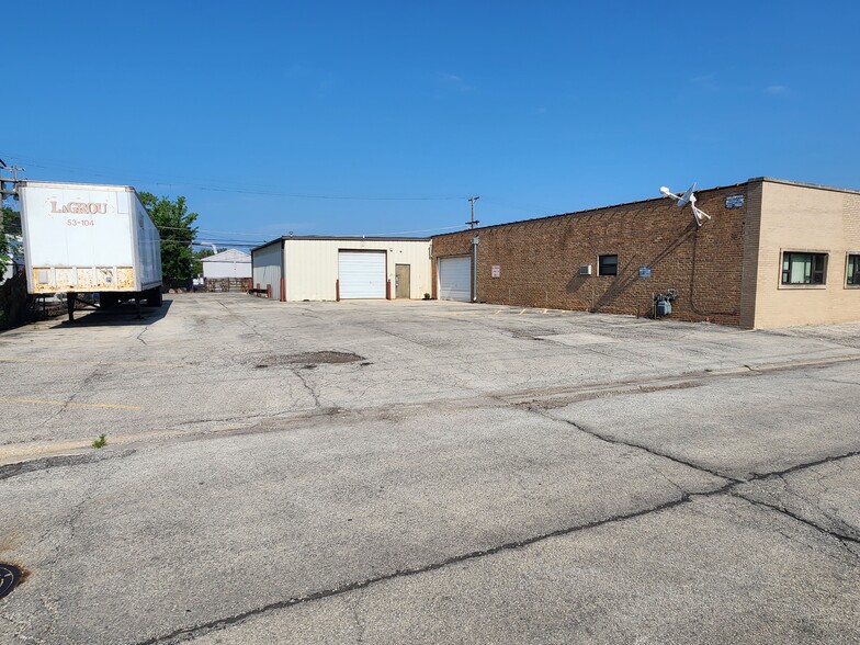 2708-2714 S 9th Ave, Broadview, IL for sale - Building Photo - Image 3 of 34