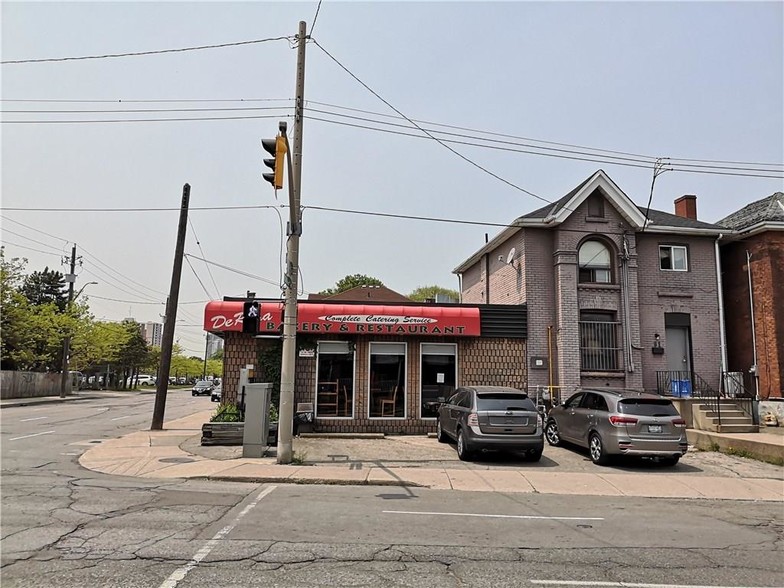 549 Wilson St, Hamilton, ON for sale - Building Photo - Image 1 of 10