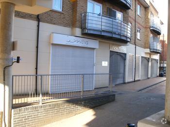 King St, Maidenhead for rent - Building Photo - Image 2 of 4