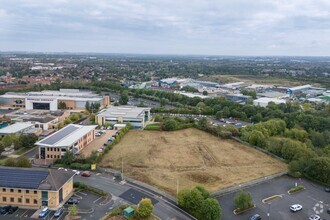 Castlegate Way, Dudley for rent Building Photo- Image 1 of 17