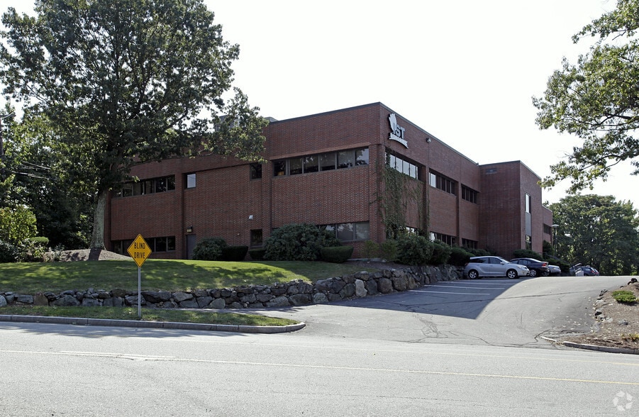 300 Bear Hill Rd, Waltham 02451 UK