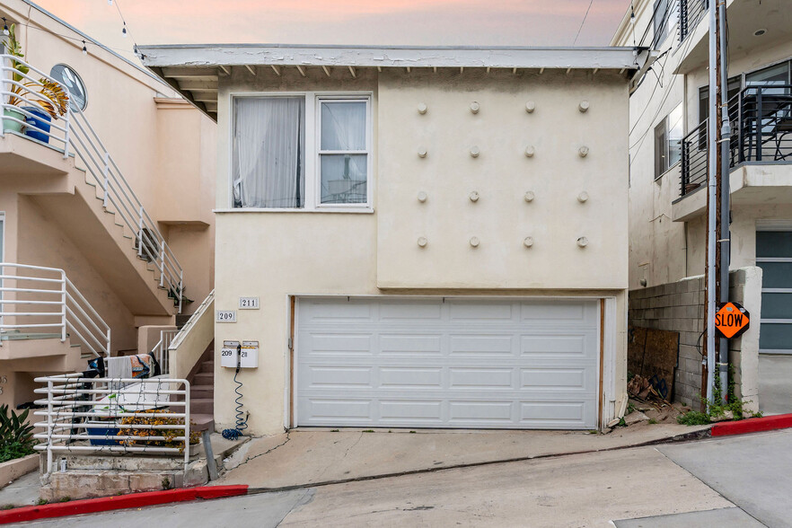 211 Shell St, Manhattan Beach, CA for sale - Primary Photo - Image 1 of 1